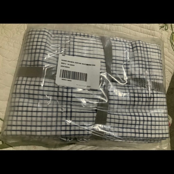 Anthro Savon Shower Gingham Navy Curtain - Picture 3 of 3